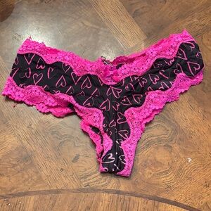 Victoria's Secret cheeky panties Pink and Black Lace Hearts size small